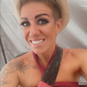 Meet your Posher, Devon